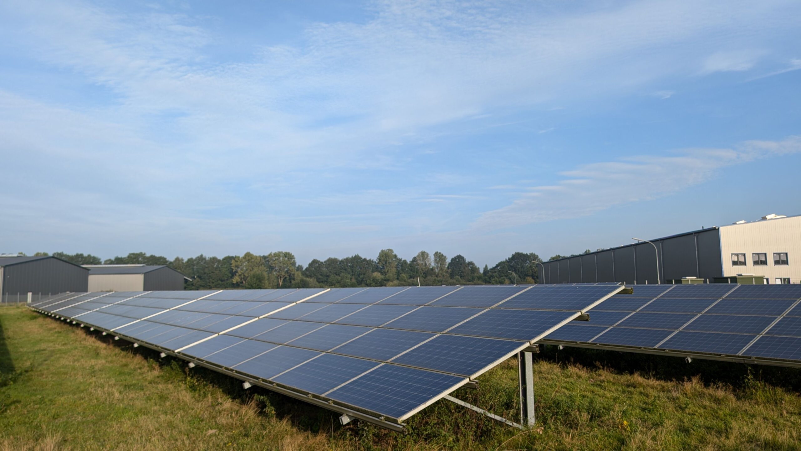 CSIRE i fotowoltaika – monitoring produkcji oraz zużycia energii przez prosumenta